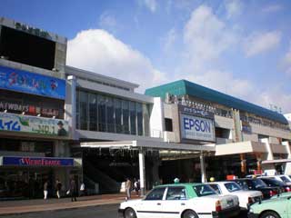 【写真: 松本駅】