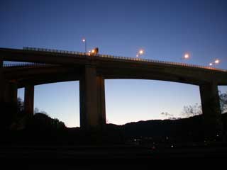 【写真: 高速道路】